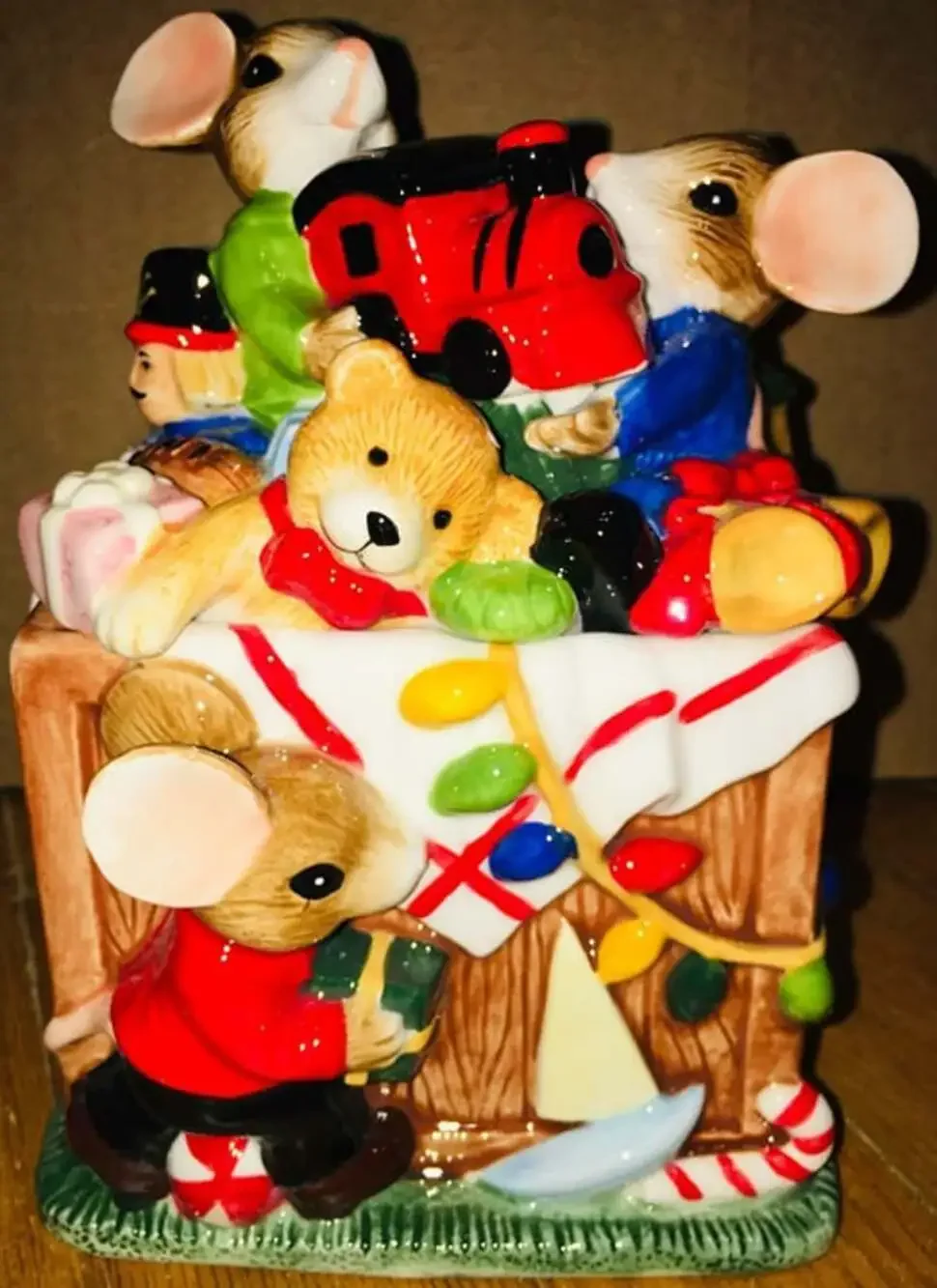 NEW Christmas Mice w/Toys Ceramic Container 8